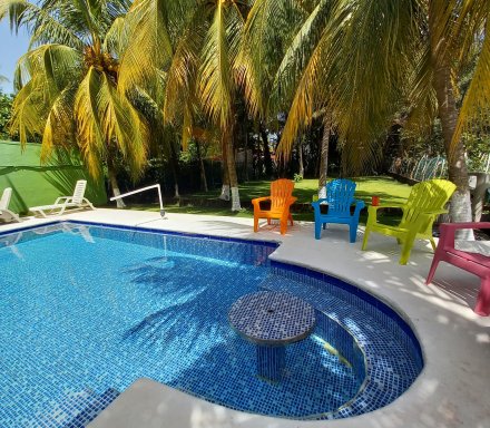 Rancho de Playa Taboga, playa Costa del Sol, El Salvador